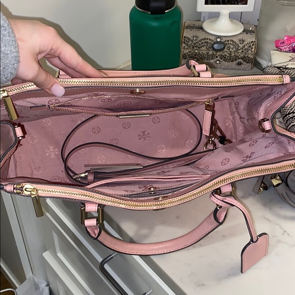 Tory Burch tote - Picture 2 of 4